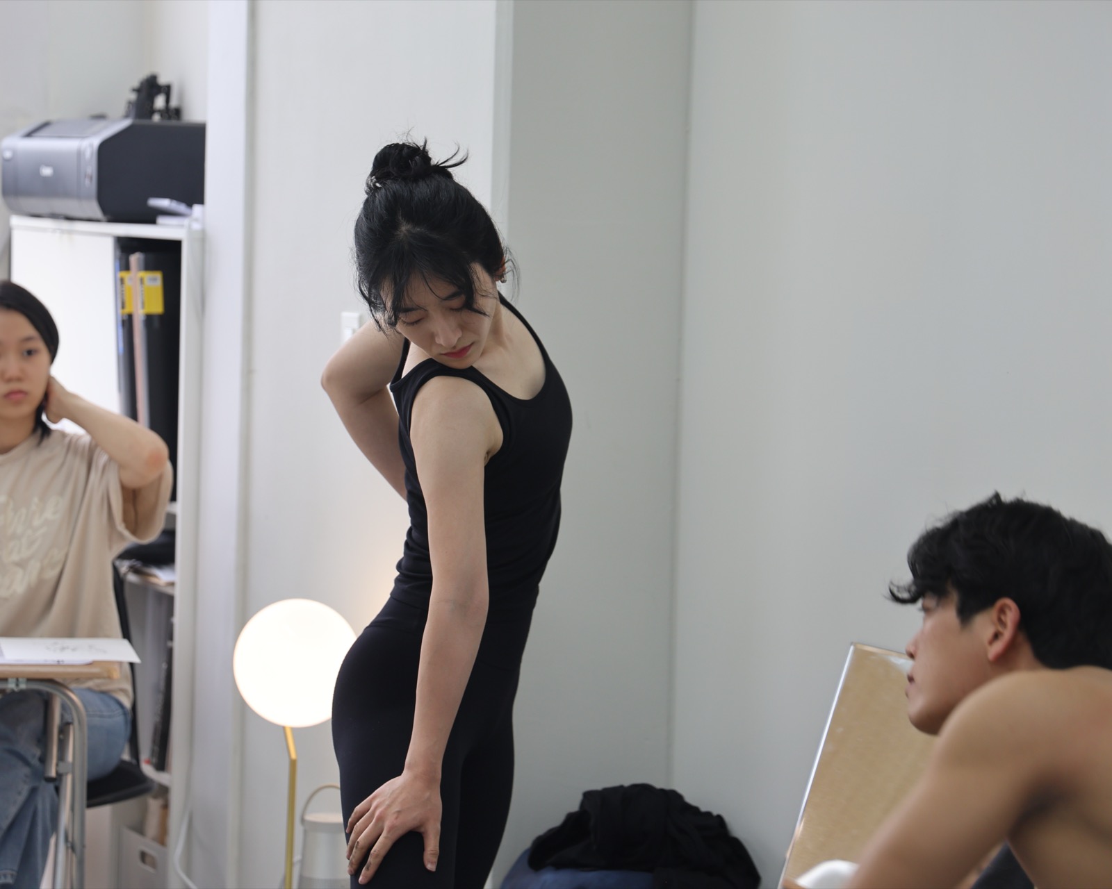 Eyes Between Bodies — session at Material Memory Studio, April 12, 2026
