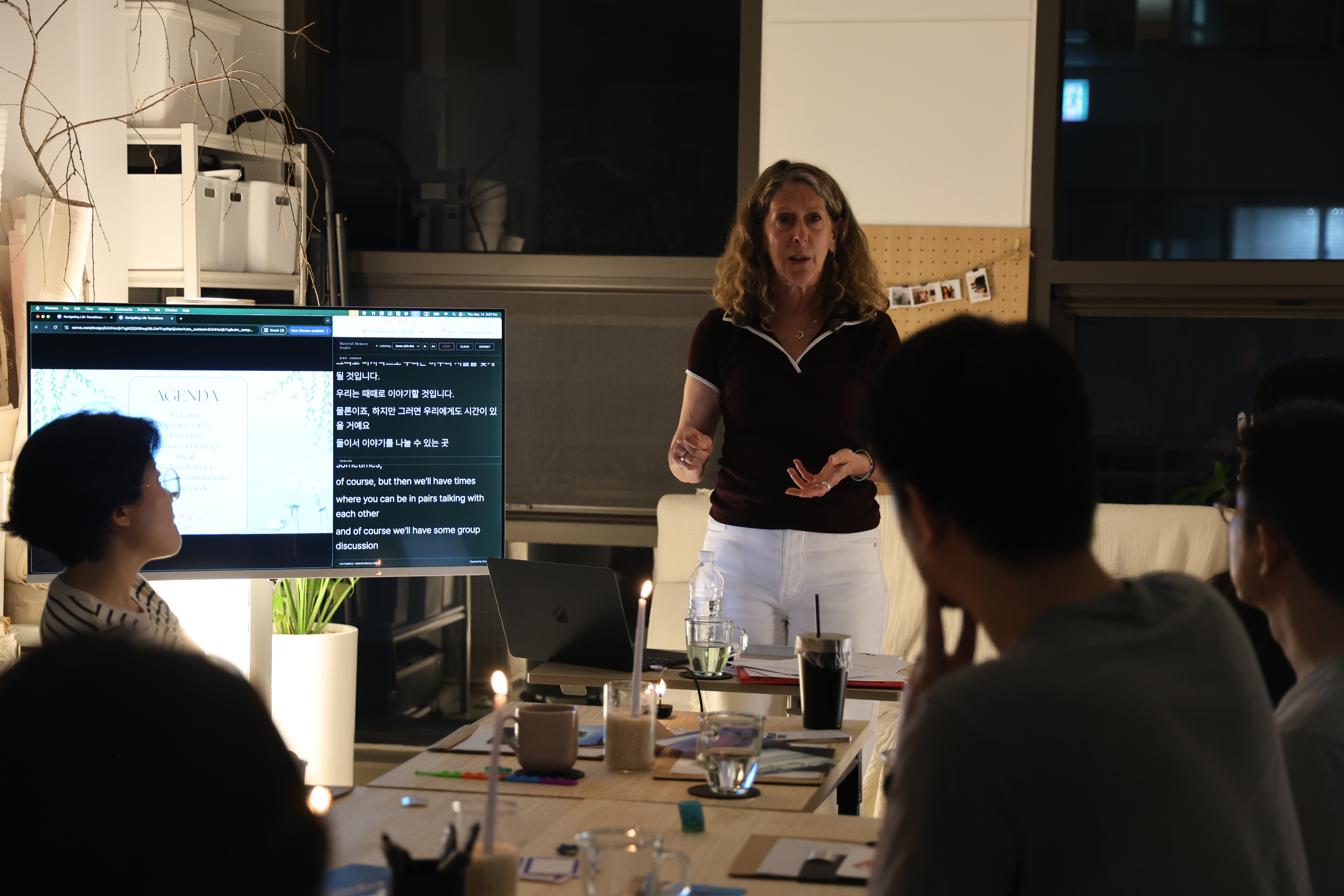 Caroline Zwicker explaining the Life Pizza exercise