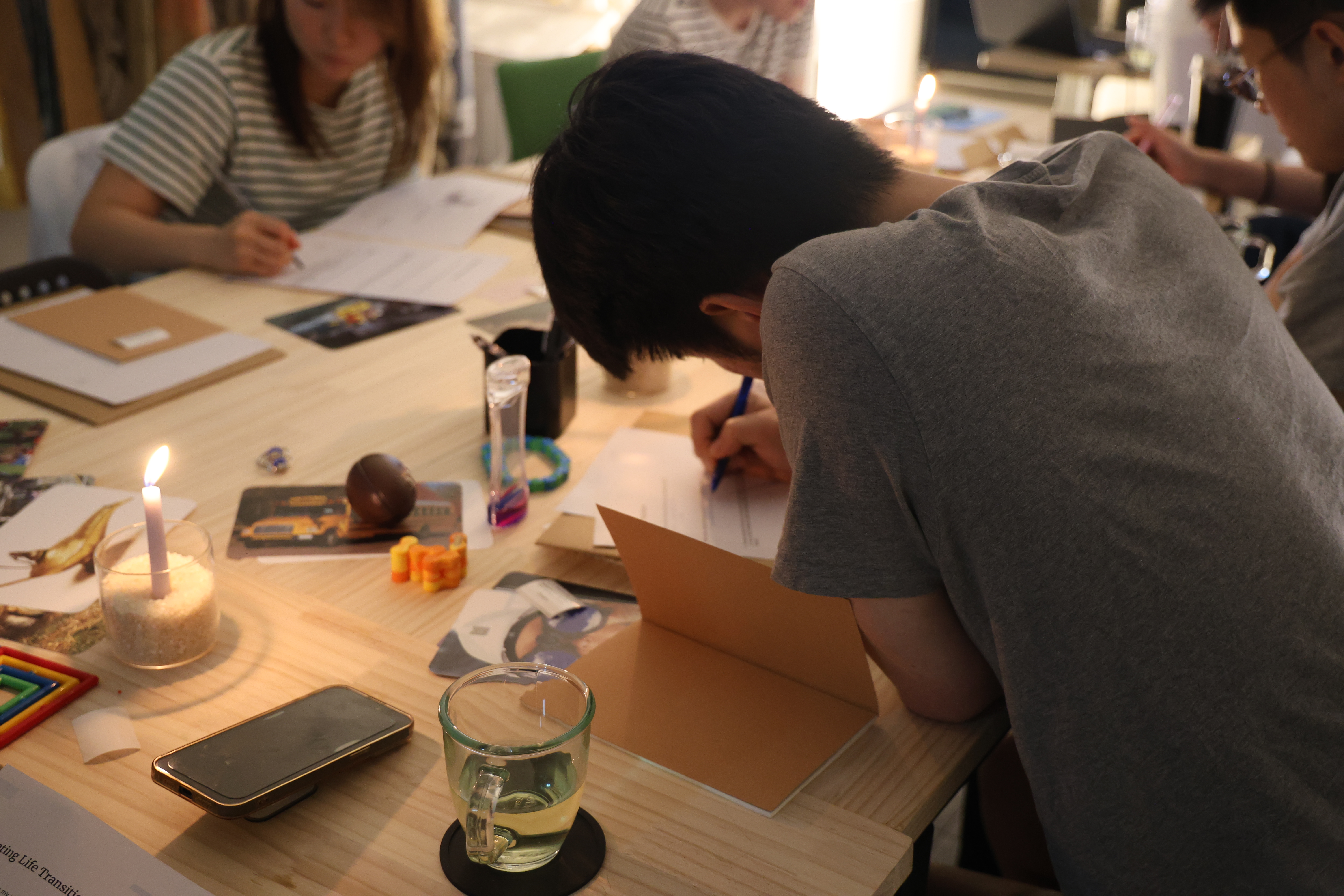 Caroline Zwicker observing participants at work