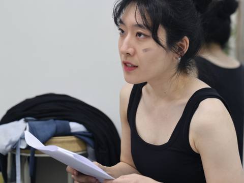Eyes Between Bodies — session at Material Memory Studio, April 12, 2026