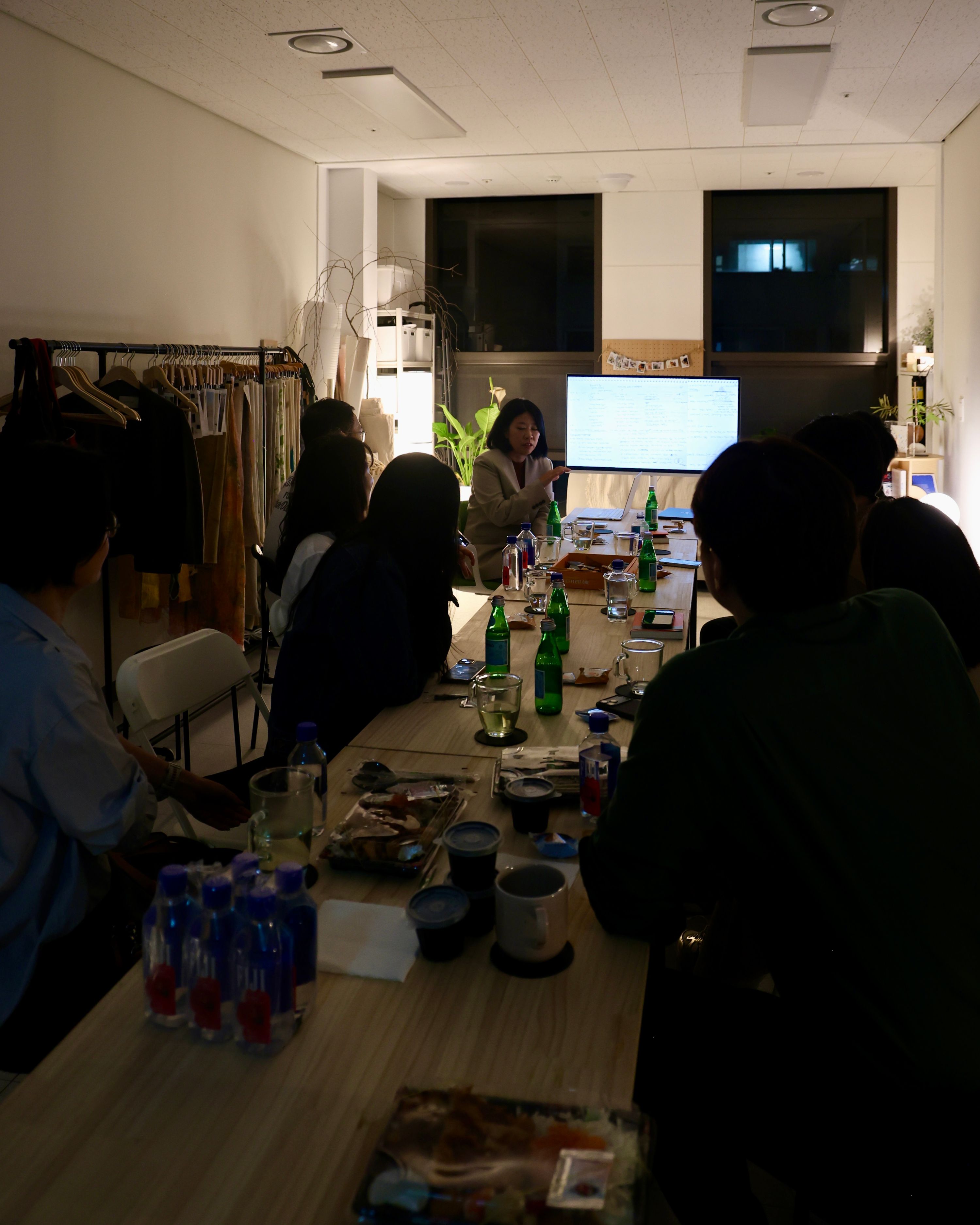 Full group at the private book talk