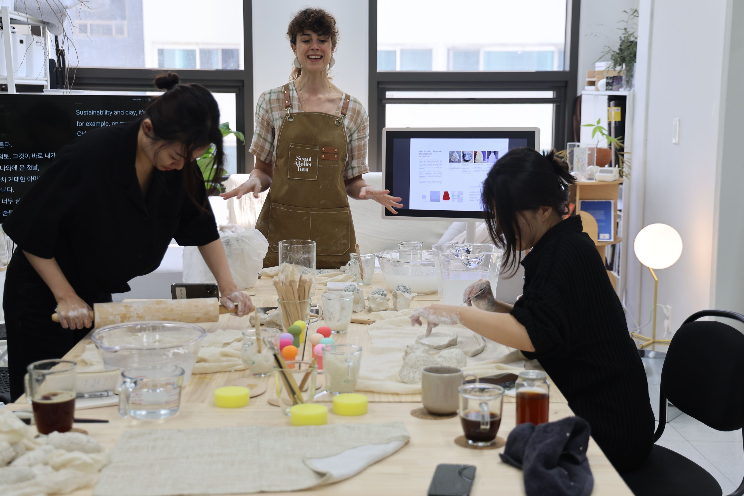 Ana Bridgewater ceramics workshop at Material Memory Studio, Seoul — June 2026