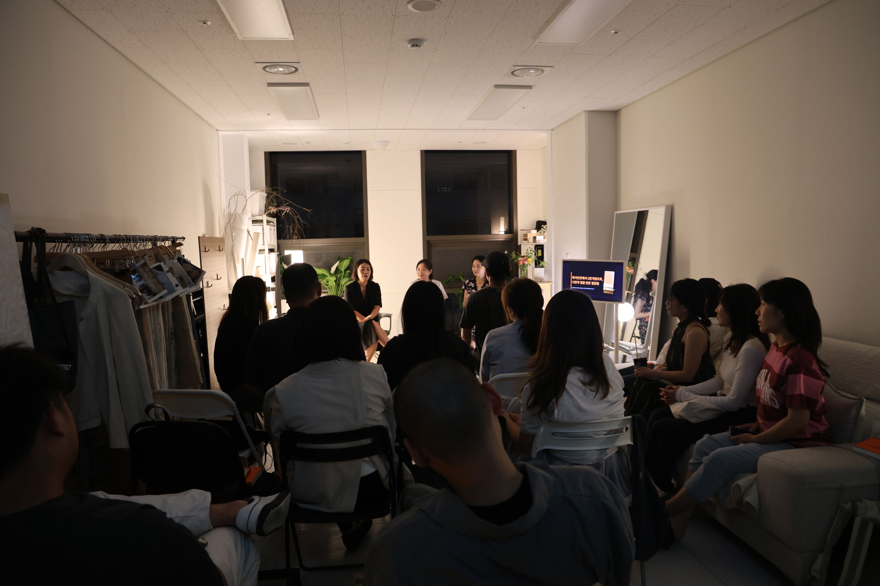 Material Memory Studio 북토크 × 패널토크