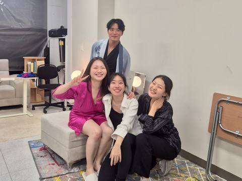 Azin Lim, Jenny, Jess Moon Seo, and Jay Lee after the session